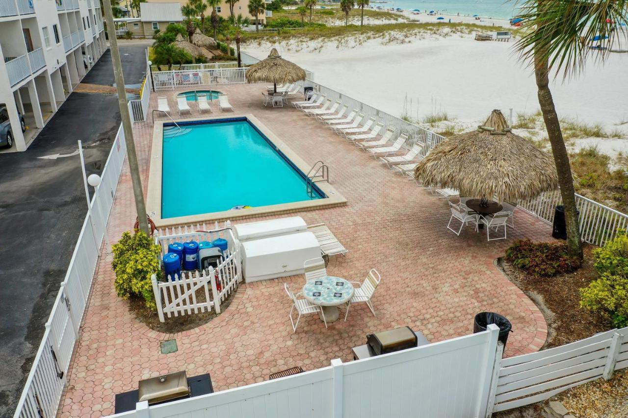 Sea Breeze Resort By Travel Resort Services Madeira Beach Eksteriør bilde